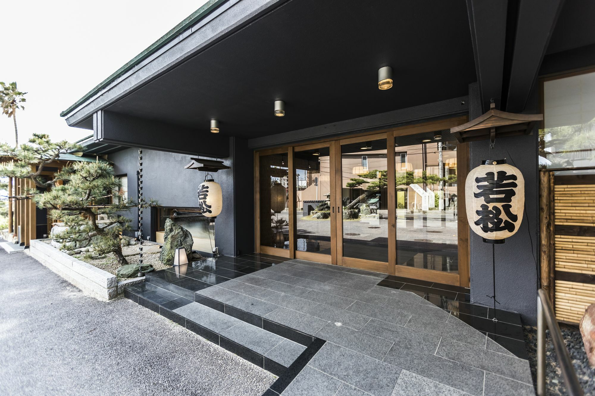 Wakamatsu Chita Hot Spring Resort Minamichita Exterior photo